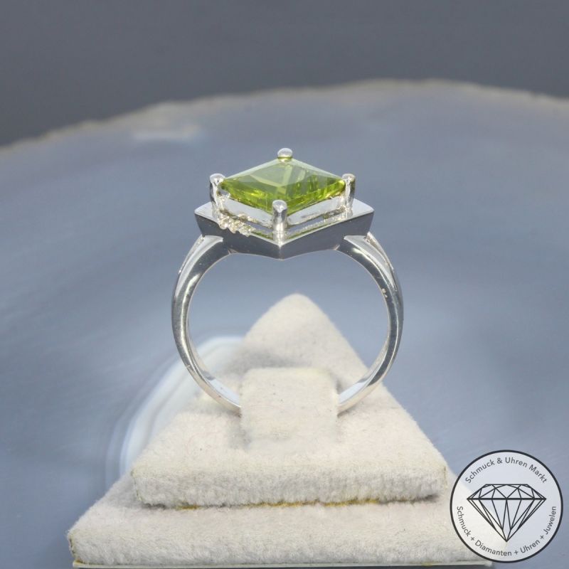 Wert 1440 € Brillant Peridot Ring in 750er 18 K Weißgold - 100612