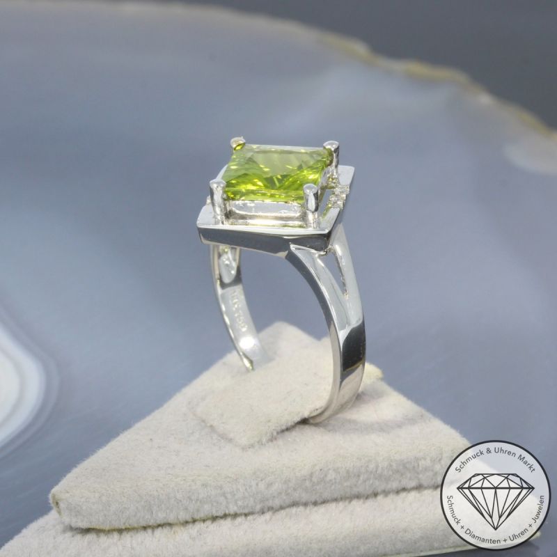 Wert 1440 € Brillant Peridot Ring in 750er 18 K Weißgold - 100612
