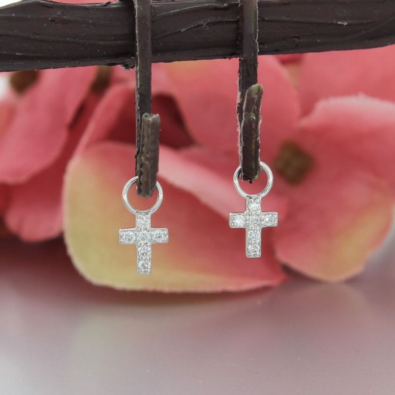 Wert 390 € Brillant (0,10 carat) Kreuz Einhänger für Creolen in 585er 14 K Weißgold - H765