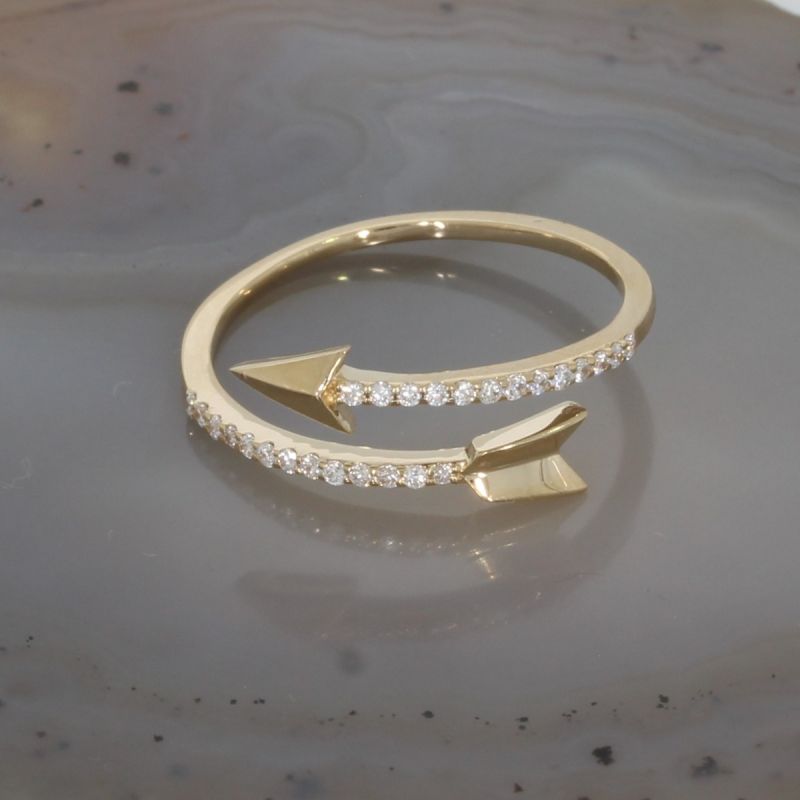 Wert 820 € Brillant Ring (0,13 carat) in 585er 14 K Gelbgold - H1563