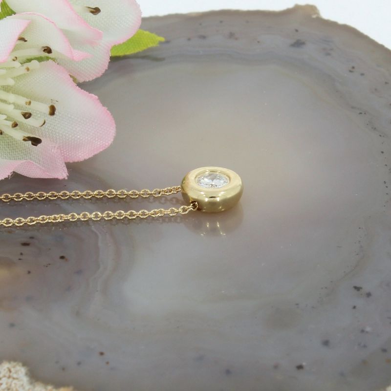 Wert 970 € Solitär Brillant Anhänger Kette (0,15 carat) in 750er 18 K Gelbgold - H150
