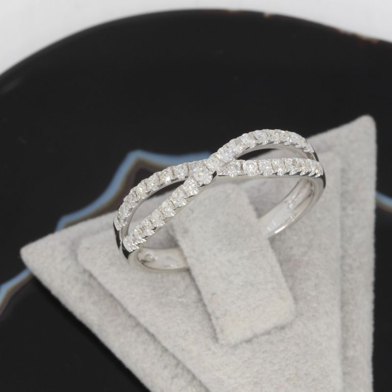 Wert 1760 € Brillant Ring (0,35 carat) in 750er 18 K Weißgold Gr.56 - H259