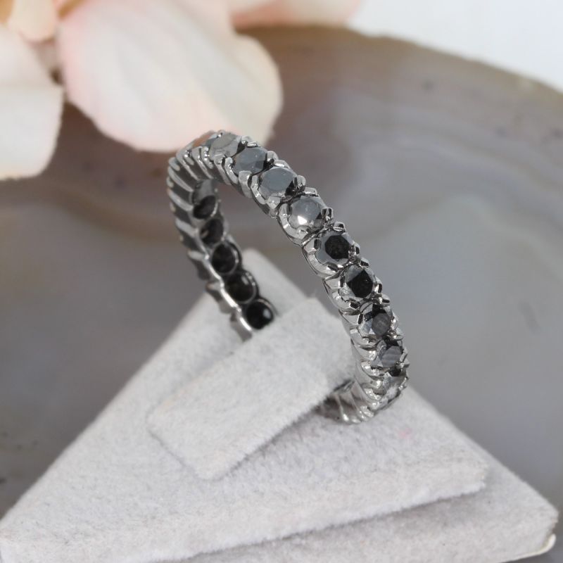 Wert 2190 € schwarzer Diamant Memory Ring (2,10 carat) in 750er 18 K Gold Größe 51 - H374