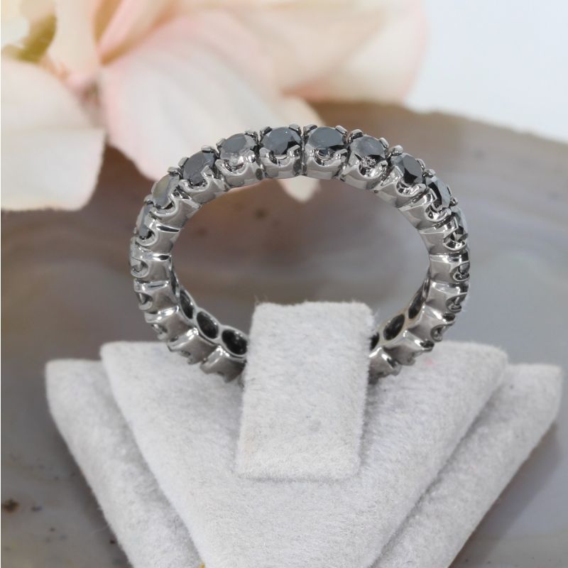 Wert 2190 € schwarzer Diamant Memory Ring (2,10 carat) in 750er 18 K Gold Größe 53 - H277