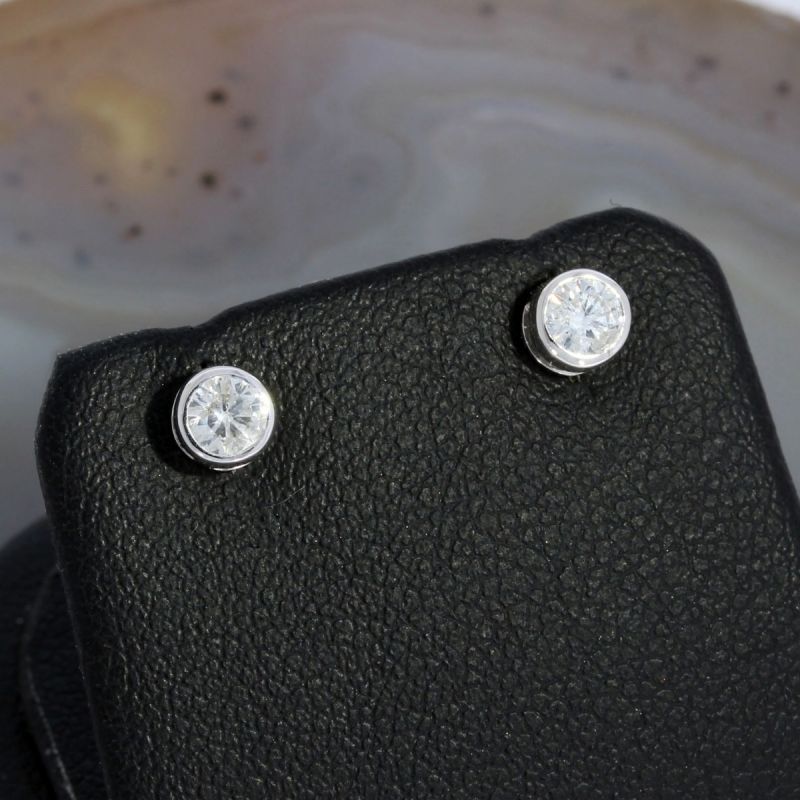 Wert 1150 € Solitär Brillant Ohrstecker Ohrringe (0,30 carat) in 750er 18 K Weißgold - H364