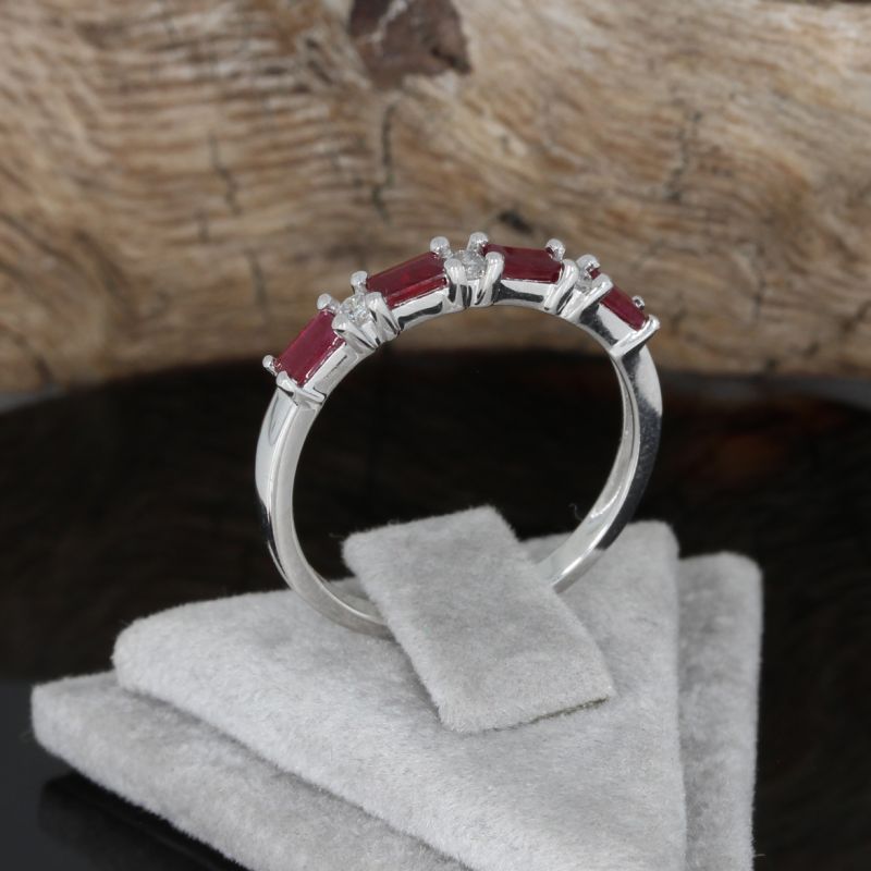Wert 1150 € Brillant Rubin Ring in 585er 14 K Weißgold - H490