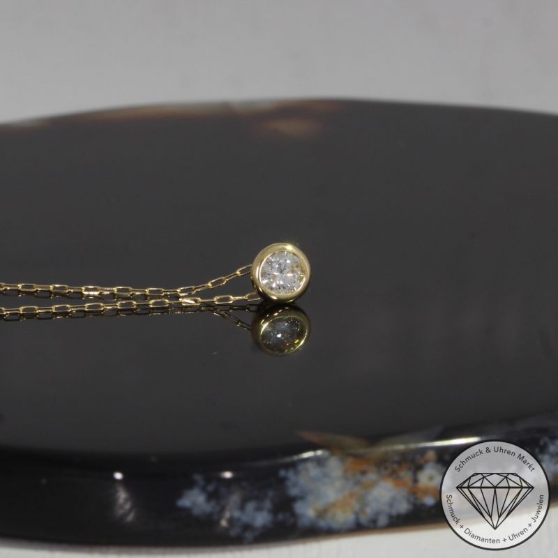 Wert 990 € Solitär Brillant Anhänger mit Kette (0,11 carat) in 750er 18 K Gelbgold H584