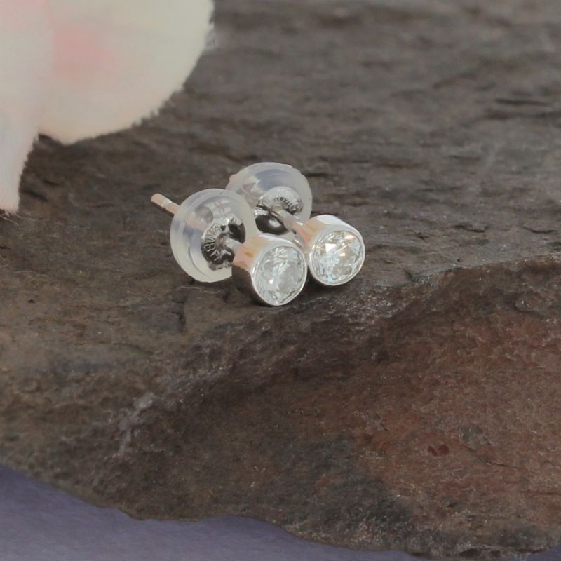 Wert 1190 € Solitär Brillant Ohrstecker Ohrringe (0,30 carat) in 900er Platin - H637