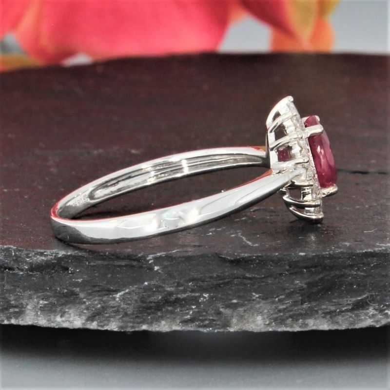 Wert 1440 € Brillant Rubin Ring in 750er 18 Karat Weißgold Größe 52 - H802