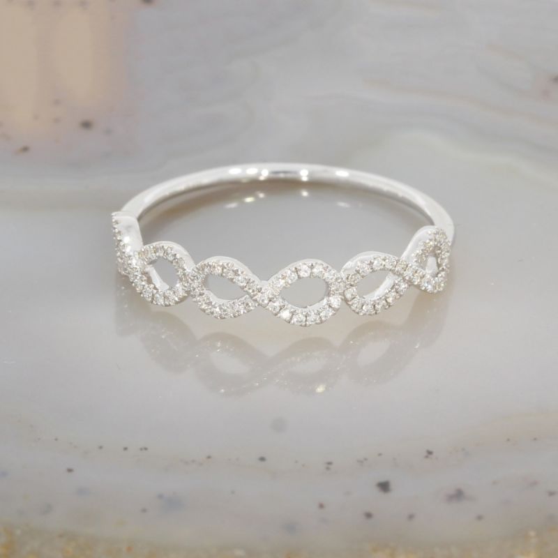 Wert 1090 € Brillant Ring (0,15 carat) in 585er 14 K Weißgold Gr.56 - H1402