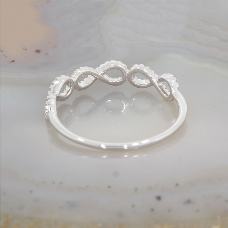 Wert 1090 € Brillant Ring (0,14 carat) in 585er 14 K Weißgold Gr.53,5 - H1569