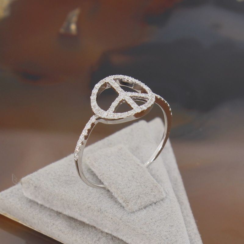 Wert 710 € Brillant Ring (0,27 carat) in 585er 14 K Weißgold Gr.56 - H813