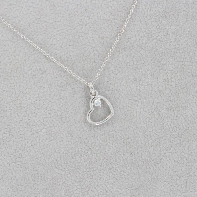 Wert 550 € Brillant Anhänger Herz (0,04 carat) mit Kette in 585er 14 K Weißgold - H822