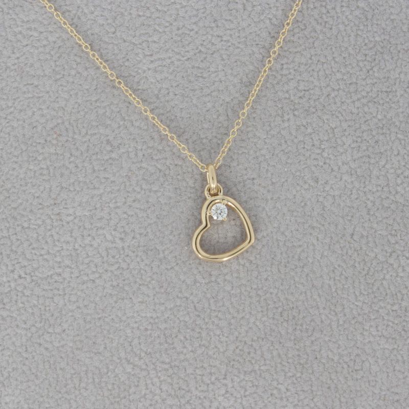 Wert 550 € Brillant Herz Anhänger mit Kette (0,04 carat) in 585er 14 K Gelbgold - H823
