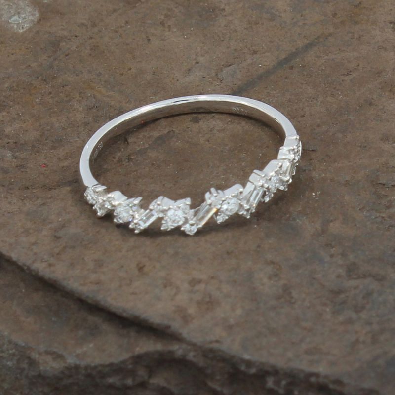 Wert 770 € Brillant Diamant Trapez Ring in 750er 18 K Weißgold Größe 54 - H323