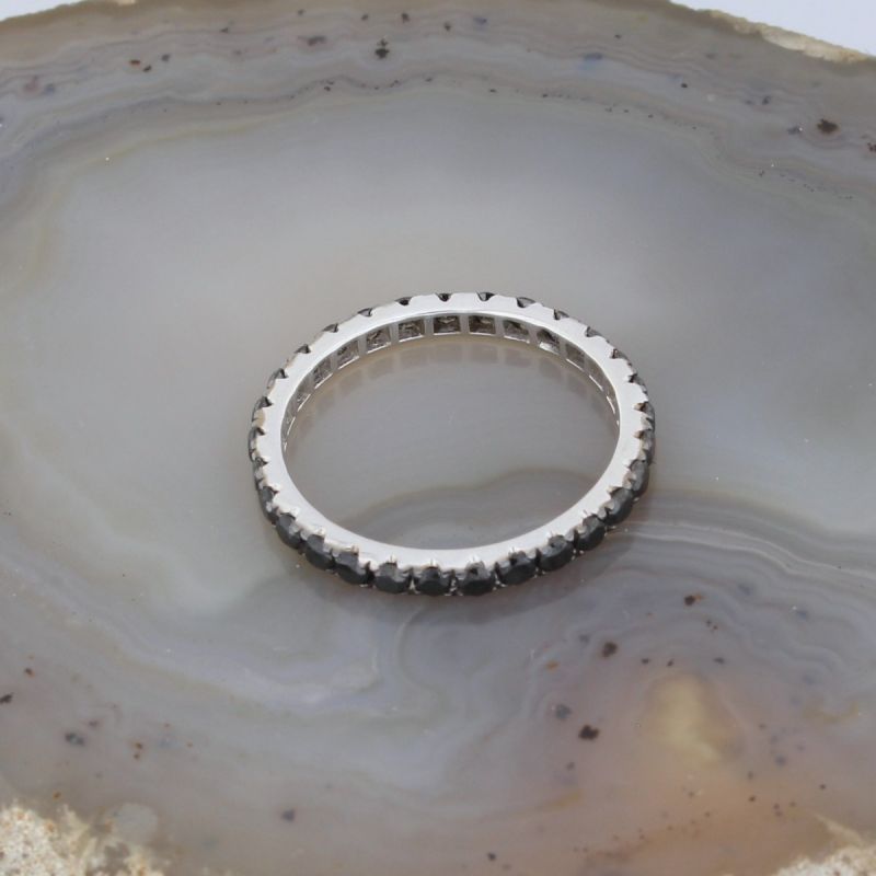 Wert 990 € schwarzer Diamant Memory Ring (1,00 carat) in 750er 18 K Gold Größe 54 - H288