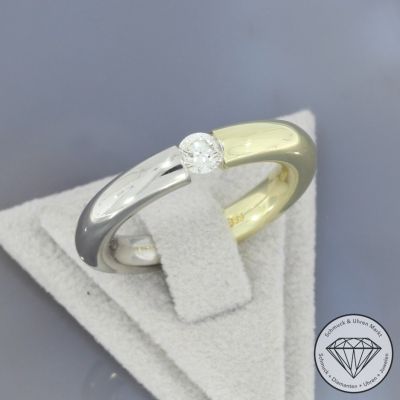 Wert 2450 € Bicolor Solitär Brillant Ring in 333er 8 K Gold - 105697