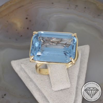 Wert 1600 € Topas Ring in 585er 14 K Gelbgold - 106489