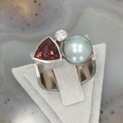 Wert 5290 € Brillant Rubellit Perl Ring in 750er 18 K Weißgold - 106510
