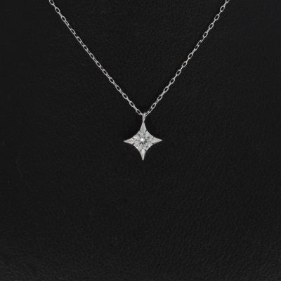 Sale! Wert 1710 € Solitär Brillant Collier Stern (0,18 carat) in 750er 18 K Weißgold - H1253