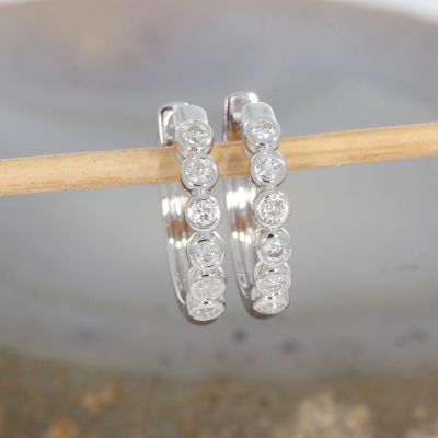 Wert 1250 € Brillant Creolen (0,20 carat) in 585er 14 K Weißgold - H1435