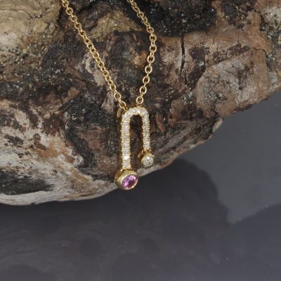Wert 790 € Brillant Diamant Rubin Anhänger mit Kette in 750er 18 K Gelbgold - H487