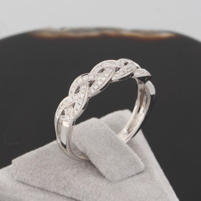 Wert 1500 € Brillant Ring geflochten (0,20 carat) in 750er 18 K Weißgold Größe 58 - H540